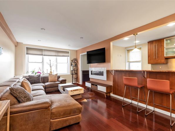 209-80 18th Avenue #6E, Bayside, NY 11360