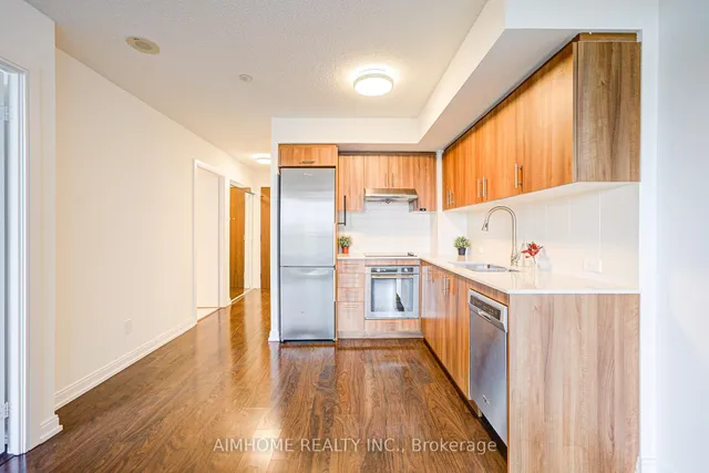 Additional image 13 of 255 Village Green Sq Unit 604