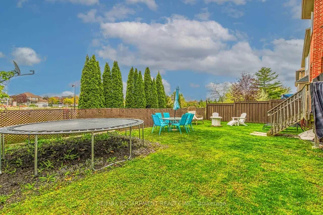 Additional image 49 of 56 Nanaimo Cres