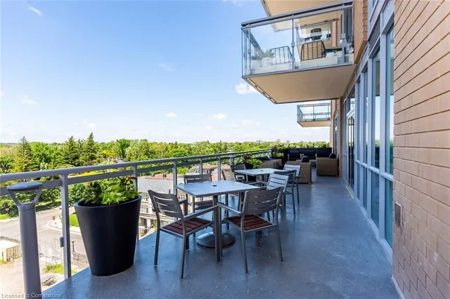 Additional image 11 of 2025 Maria St Unit 1001