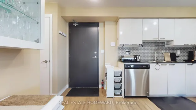 Additional image 16 of 2150 Lawrence Ave Unit 305