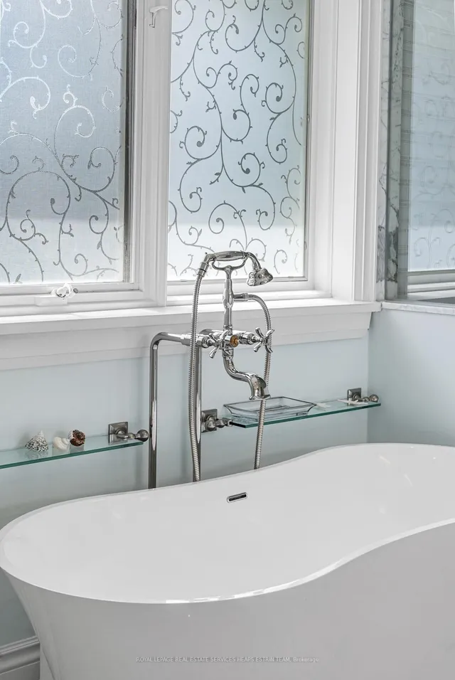 Additional image 26 of 231 Glenrose Ave