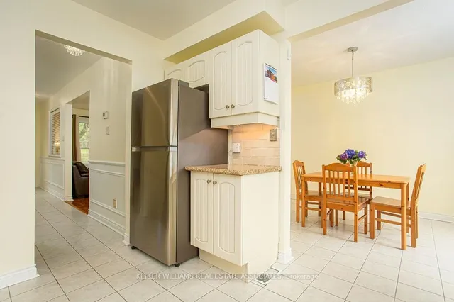 Additional image 14 of 2216 Upper Middle Rd Unit 3