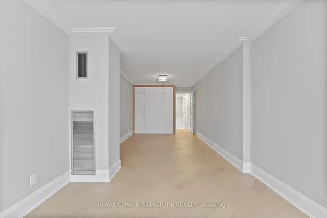 Additional image 37 of 77 Carlton St Unit 406