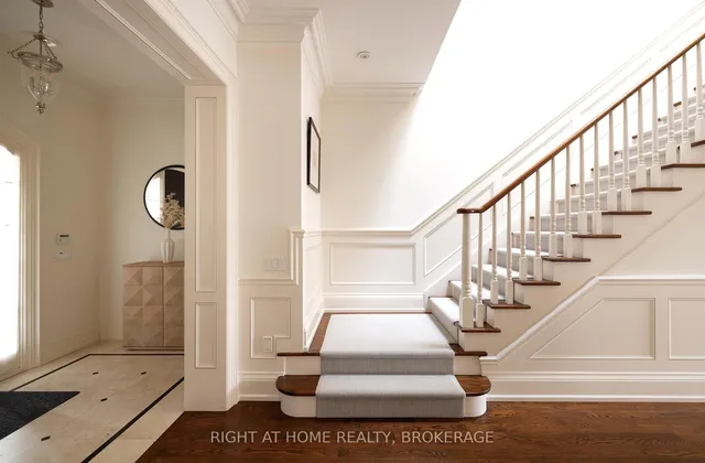 Additional image 16 of 179 Yonge Blvd