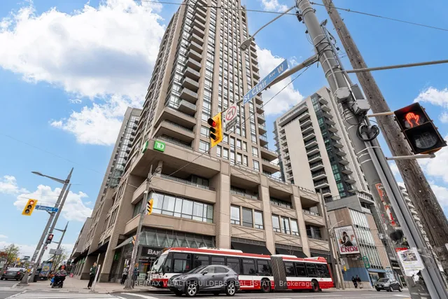 Additional image 22 of 500 St Clair Ave Unit 904