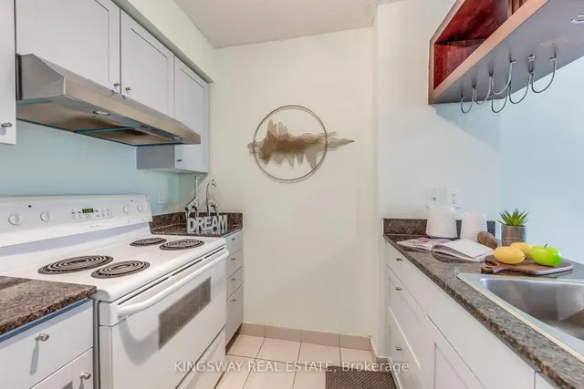 Additional image 10 of 81 Navy Wharf Crt Unit 3511