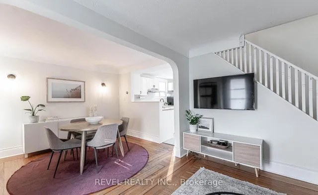 Additional image 15 of 64 Barons Ave