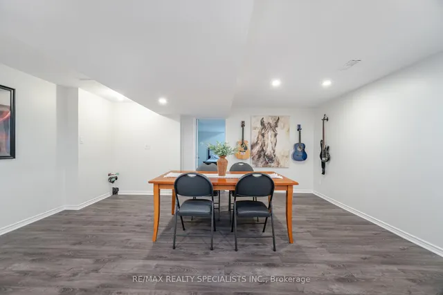 Additional image 35 of 1660 Dempsey Cres