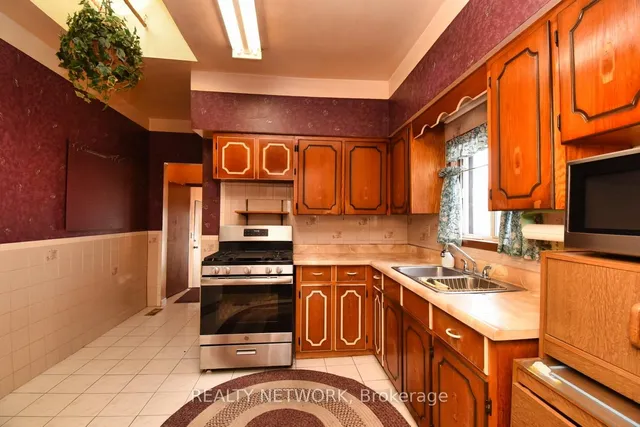 Additional image 8 of 99 Steven St