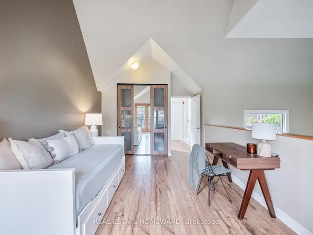 Additional image 17 of 1941 Queen St Unit 301