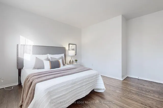 Additional image 33 of 96 CROSSBOW Cres