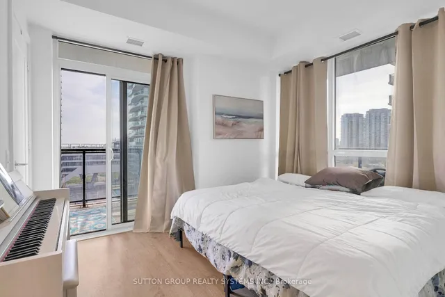 Additional image 11 of 65 ANNIE CRAIG Dr Unit 703