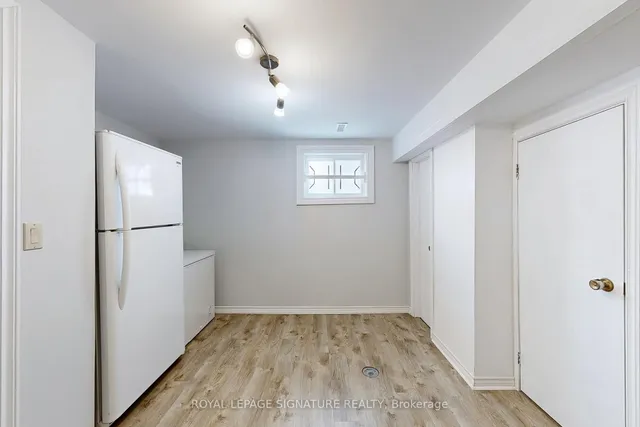 Additional image 16 of 20 Newport Ave