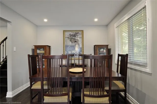 Additional image 12 of 3 Maxwell Dr