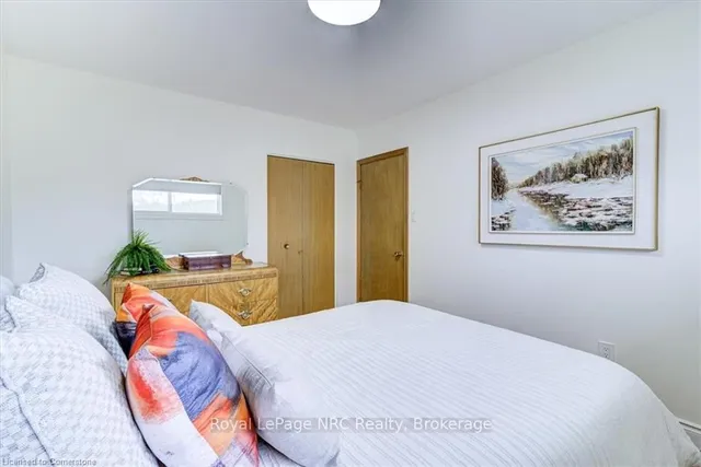 Additional image 27 of 6 Lilacside Dr