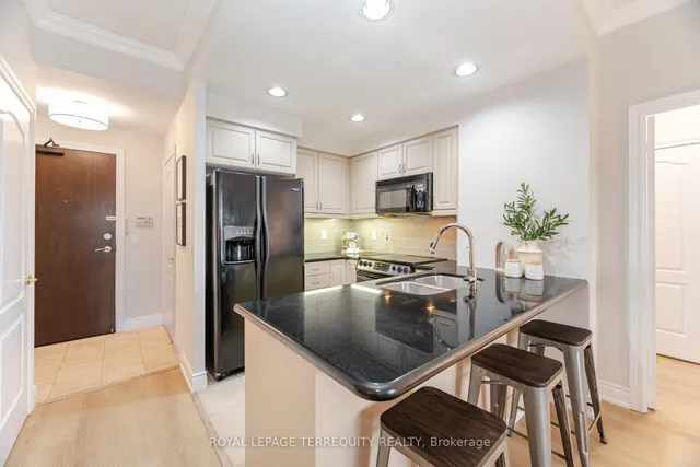 Additional image 7 of 1101 Leslie St Unit 305