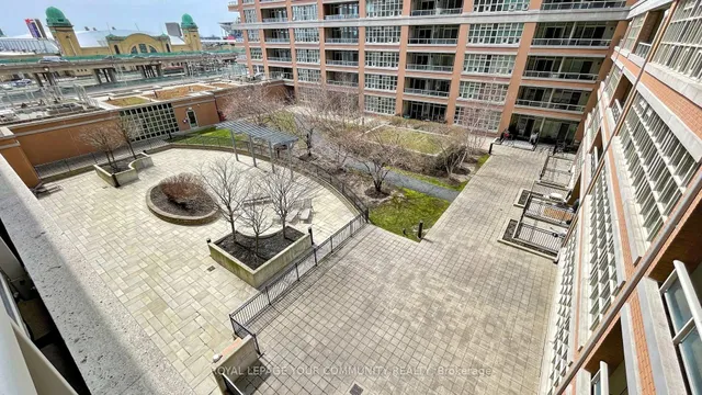 Additional image 28 of 75 East Liberty St Unit 612