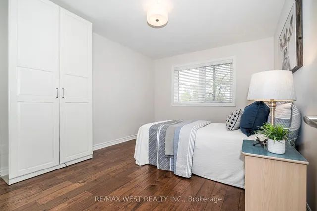 Additional image 21 of 17 Forest Path Crt