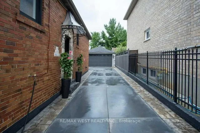 Additional image 22 of 26 Brandon Ave