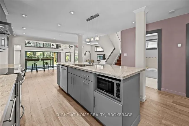 Additional image 29 of 704 Cedar Ave