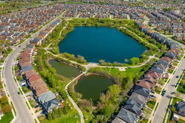 Additional image 45 of 69 Harbourtown Cres