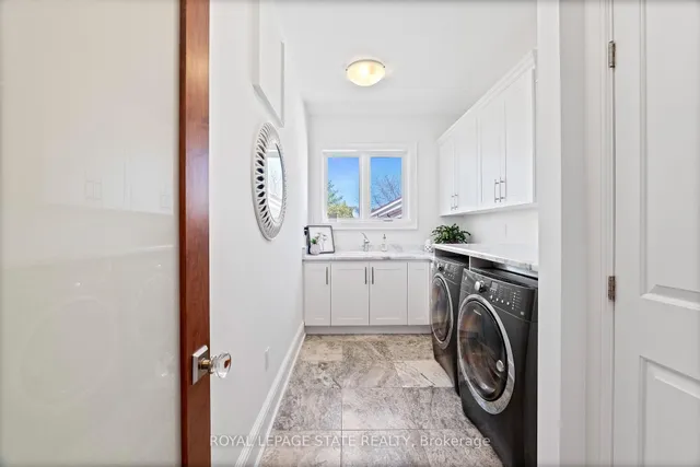 Additional image 22 of 211 Lewis Rd