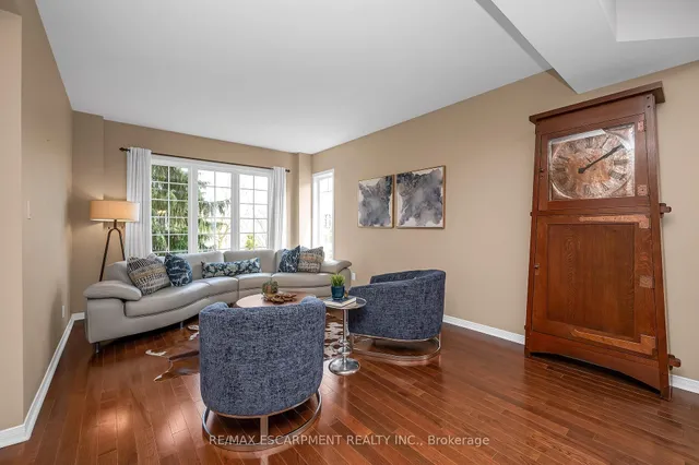 Additional image 4 of 15 Buerkle Crt