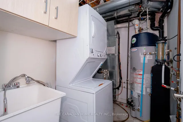 Additional image 29 of 48 Cedar Lake Cres