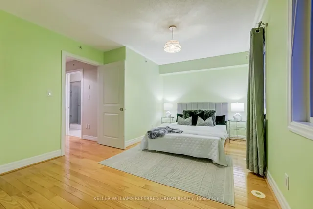 Additional image 31 of 339 Royal York Rd