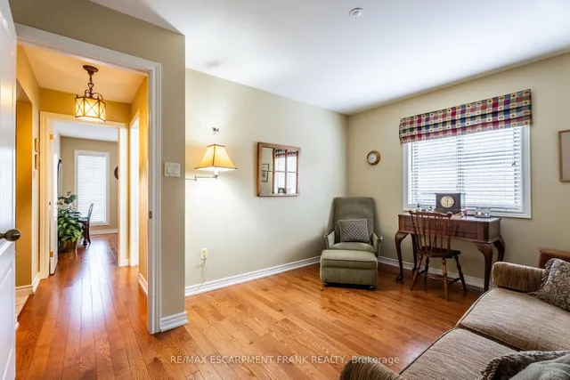 Additional image 12 of 345 Southcote Rd