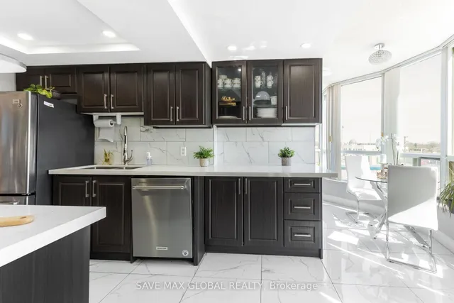 Additional image 15 of 1470 Midland Ave Unit 418