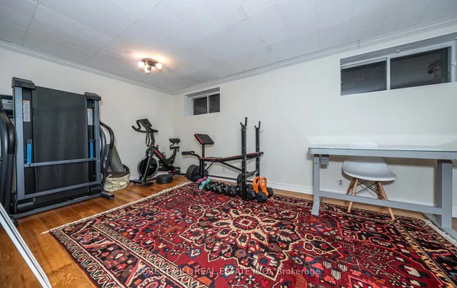 Additional image 34 of 92 Avondale Ave