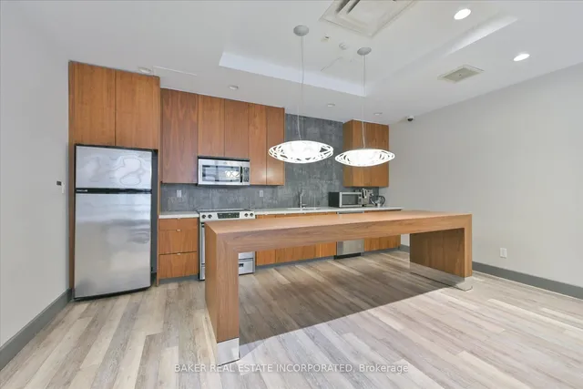 Additional image 21 of 23 Brant St Unit 601