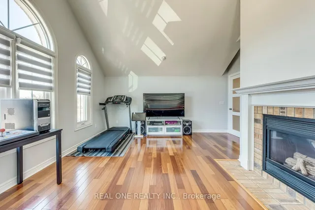 Additional image 23 of 826 Winterton Way