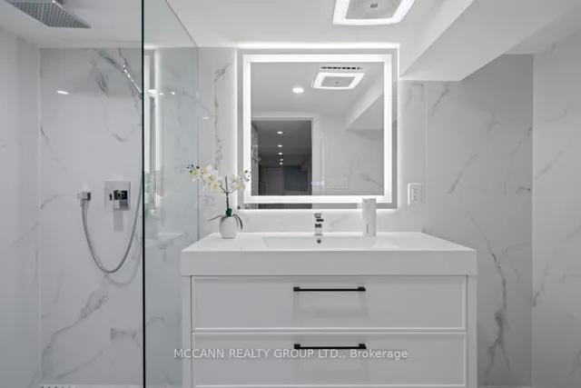 Additional image 37 of 183 Lawrence Ave