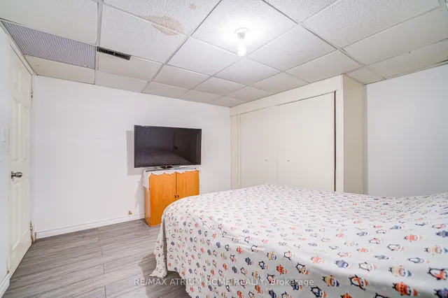 Additional image 38 of 41 Davisbrook Blvd