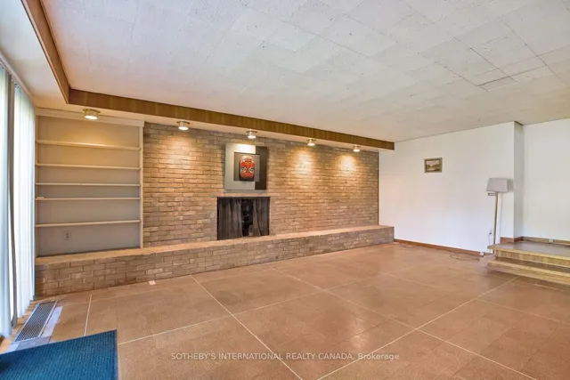 Additional image 20 of 305 Bessborough Dr