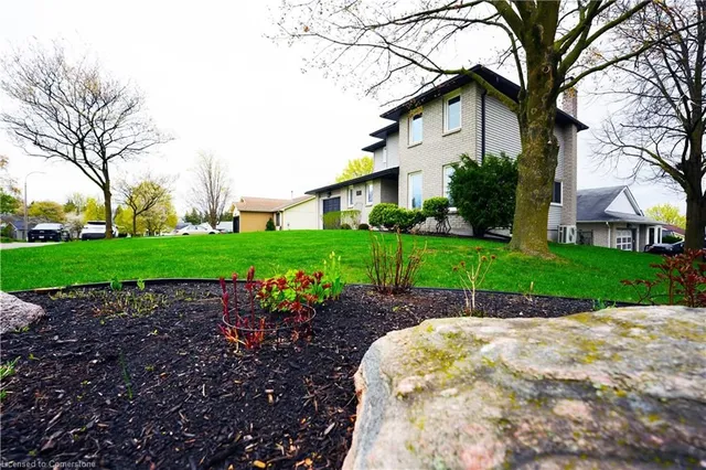 Additional image 10 of 204 Quinte Crt