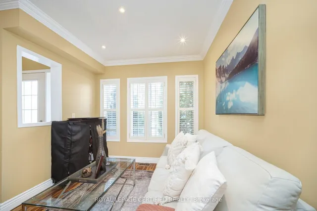 Additional image 8 of 12 Sunnybrook Cres