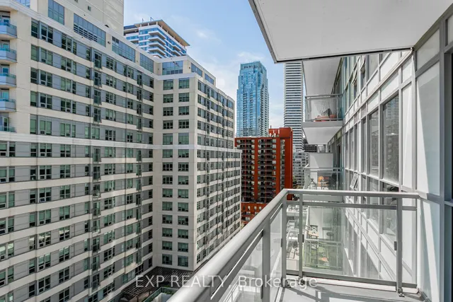 Additional image 16 of 98 Lillian St Unit 1018