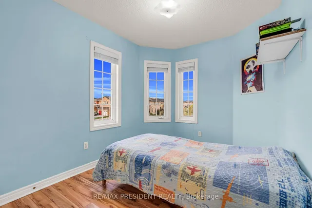 Additional image 27 of 994 Ledbury Cres