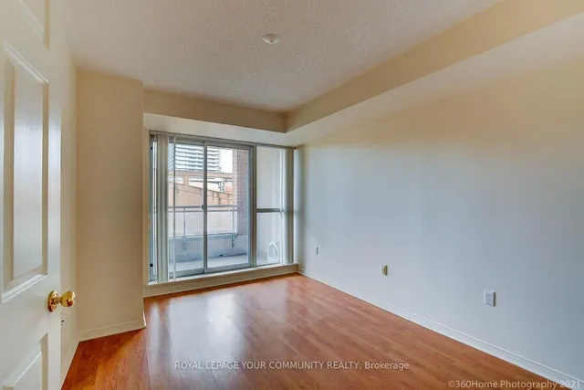 Additional image 9 of 889 Bay St Unit 512