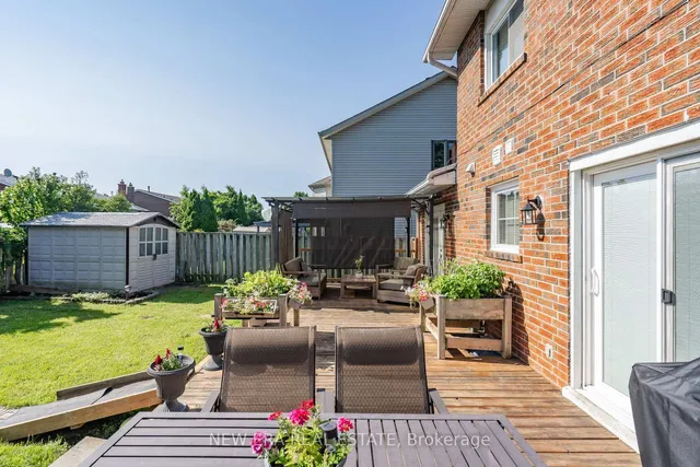 Additional image 30 of 674 Laurier Ave