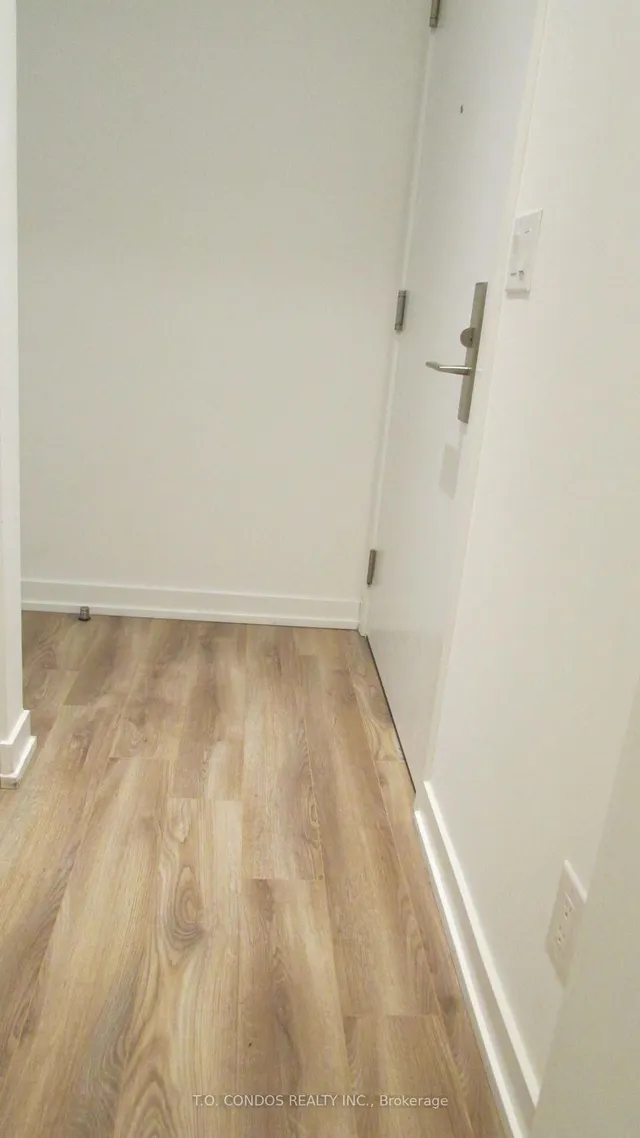 Additional image 14 of 20 Edward St Unit 1019