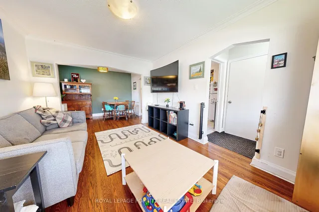 Additional image 4 of 217 Alderbrae Ave