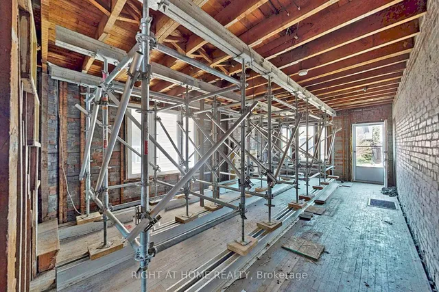 Additional image 42 of 207 Victor Ave