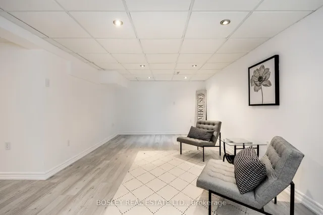 Additional image 31 of 4357 Bloor St Unit 16