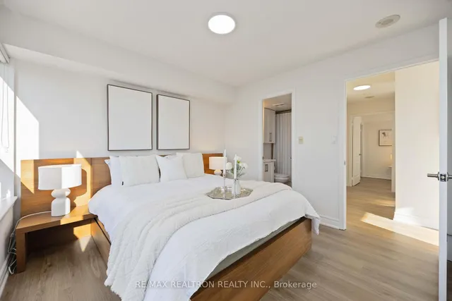 Additional image 18 of 3 Rean Dr Unit 1101