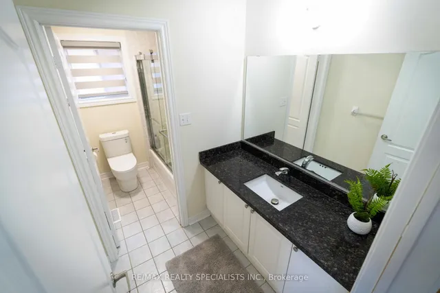 Additional image 31 of 11 Foxmere Rd